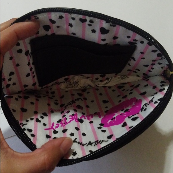 BETSEY JOHNSON LUV PURSE BLACK CAT WRISTLET KEY BAG PINK GLITTER HEART EYES NEW - Picture 6 of 10